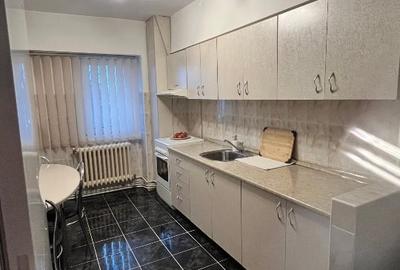 Apartament cu 3 camere decomandat, mobilat în Independenței - 2