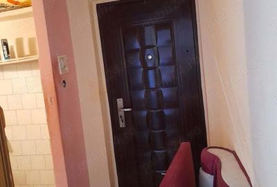 Apartament 2 camere et 4 - 3