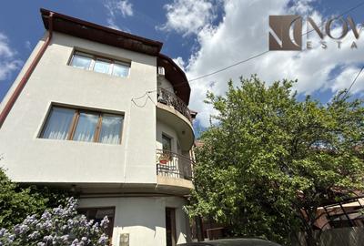 Casă individuală cu 8 camere cu Canalizare în Apărătorii Patriei - 16