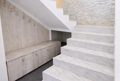 Casă individuală cu 5 camere cu Teren 1031 Mp în Tărlungeni - 9