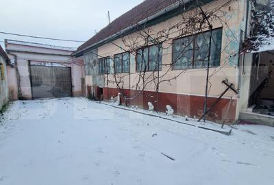 Casa parter teren 836 mp, 150 mp utili 2 corpuri , asfalt , langa Sercaia - 13