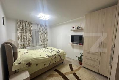 Apatament 3 camere renovat, zona 13 Decembrie - 4