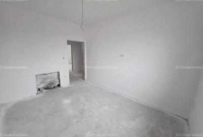 Casă cu 7 camere cu Teren 330 Mp în Giroc - 4