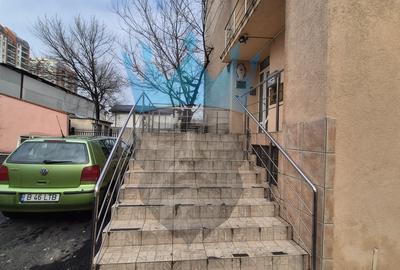 Birou, de 21 mp, în Dristor - 10