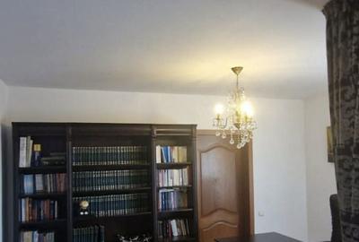 Casă cu 4 camere cu Teren 680 Mp în Central - 4