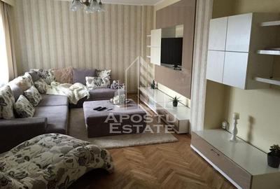 Apartament in complex/judetean cu 4 camere,decomandat, 110mp - 2