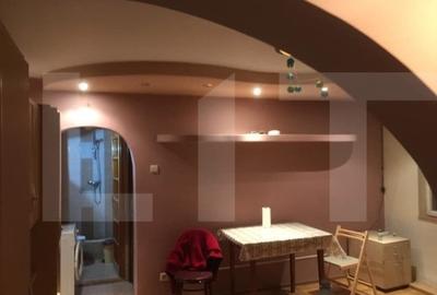 Apartament de vanzare, cu 2 camere, 47 mp, semidecomandat, zona Primaverii - 2