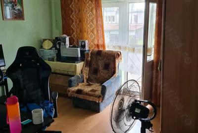 Apartament de vanzare - 4