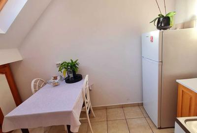 Garsonieră decomandată în Central - 2