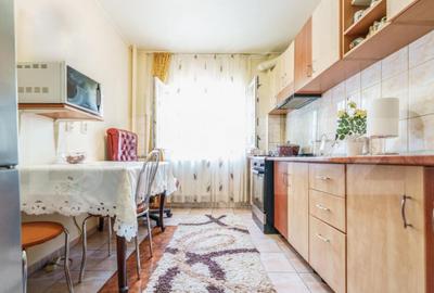 Apartament cu 4 camere decomandat în Crângași - 11