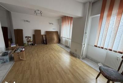 Spațiu comercial, de 66 mp, în Ultracentral - 7