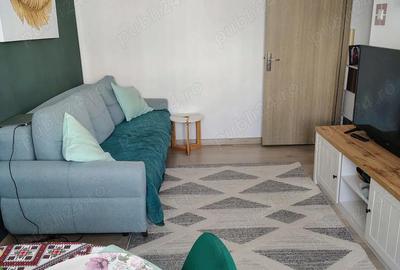 Apartament cu 3 camere semidecomandat în Micro 14 - 3