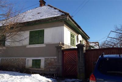 Casă cu 1100mp teren in satul Colun - la 40 km de Sibiu - 3