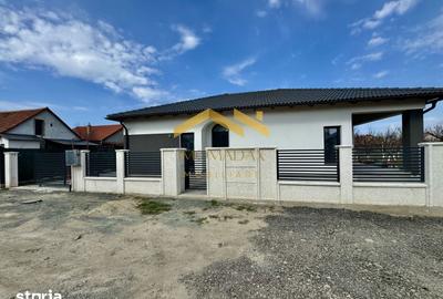 Casă cu 3 camere cu Teren 400 Mp în Sânmihaiu Român - 13