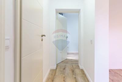 3 camere, totul nou, et 2/4, est, la cheie, comision 0 - 10