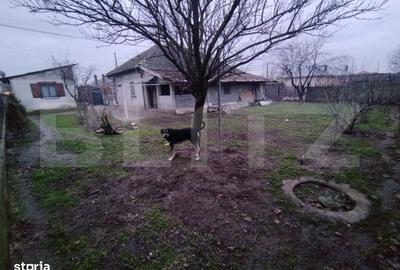 Casă cu 4 camere decomandat cu Teren 516 Mp în Romanești