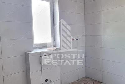 Jumatate de duplex pe parter cu 3 camere si 2 bai, Sag - 8