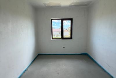 Casă cu 5 camere cu Canalizare în Central - 15
