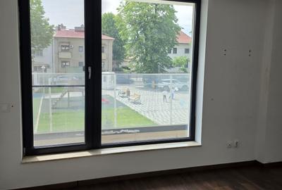 Apartament cu 3 camere decomandat în Armeneasca - 11