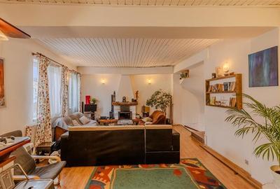 Locuinta cu caracter,doua niveluri,4 camere,terasa,garaj,curte,Centru Istoric Br - 45