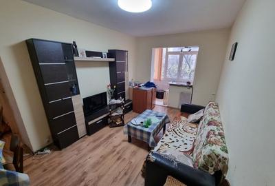 Apartament zona Inel 2 - 6