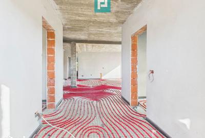 Casă cu 6 camere cu Teren 1800 Mp în Central - 10
