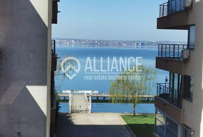 Apartament cu 3 camere semidecomandat, mobilat în Nord