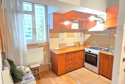 Garsoniera libera, etaj 2, mobilata, Alexandru - Zimbru, scara renovata - 2