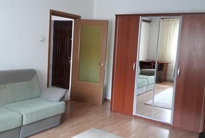 Nerva Traian-8 min metrou T. Noi, garsoniera, bloc mixt anvelopat, libera - 3