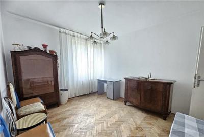 Apartament cu 4 camere semidecomandat în 7 Noiembrie - 5