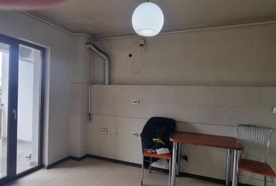 Apartament cu 2 camere decomandat în Teilor - 5