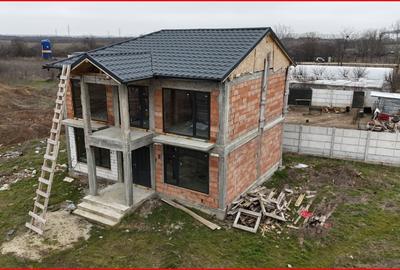 Casă individuală cu 5 camere cu Teren 242 Mp în Ștefăneștii de Jos - 3