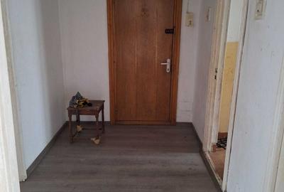 Apartament cu 3 camere decomandat în Zimbru - 2