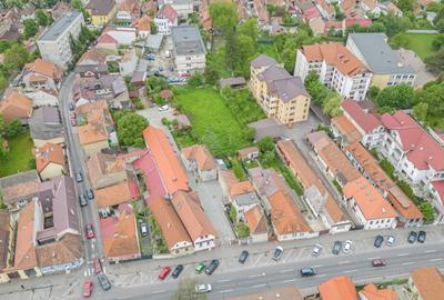 Teren intravilan, pretabil constructii, str. De Mijloc - 2