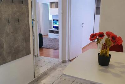 Apartament cu 3 camere semidecomandat în Circumvalațiunii