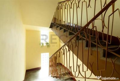 Apartament cu 3 camere decomandat în Central - 18
