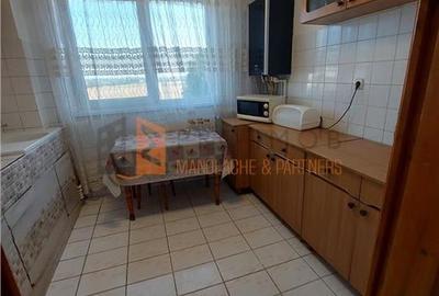 Apartament 3 camere cf 1  semidecomandat zona Micro 3 - 6