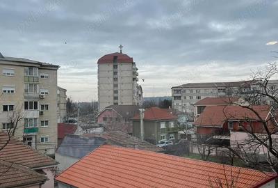 Apartament cu 2 camere decomandat în Cantemir - 1