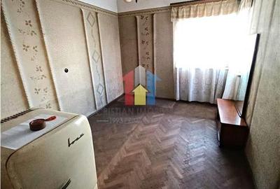 Casă cu 4 camere cu Teren 252 Mp în Central - 8
