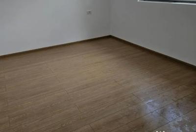 Casă cu 3 camere în Moșnița Nouă - 4