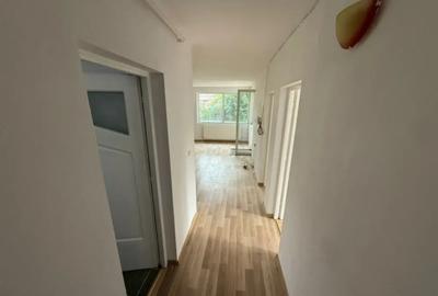 Apartament cu 3 camere decomandat în Central - 12