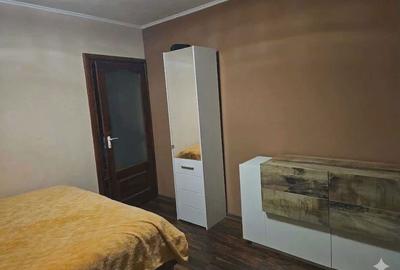 Apartament cu 2 camere decomandat în Decebal