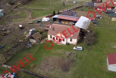 Casă cu 4 camere cu Teren 698 Mp în Țufalău - 2