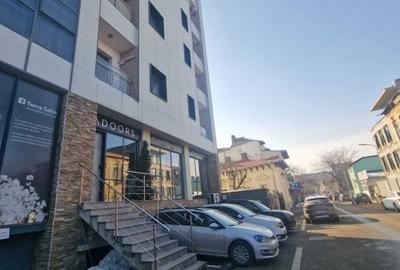 Apartament cu 3 camere decomandat, mobilat în Parcul Carol - 6