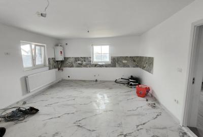 Casă cu 4 camere cu Teren 300 Mp în Hemeiuș - 4