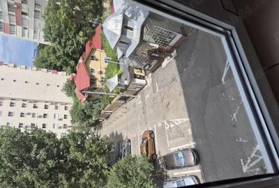 Apartament cu 2 camere transformat in 3 camere( bucataria mutata pe balcon) - 9