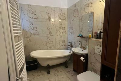 Apartament cu 2 camere decomandat în Central - 4