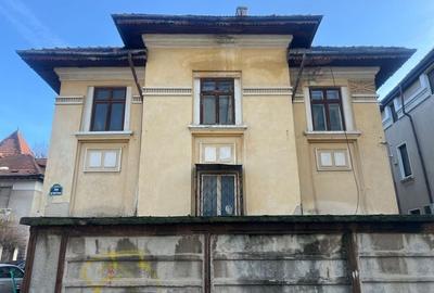 Casa individuala de vanzare Piata Victoriei POTENTIAL INVESTITIONAL - 1