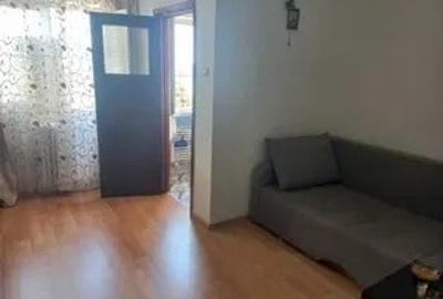 Garsonieră decomandată, mobilată în Titan - 3