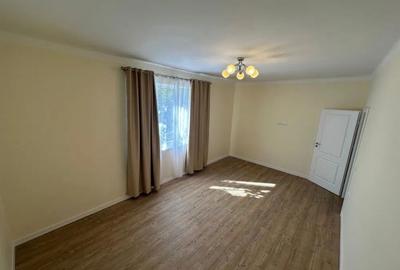 Apartament cu 2 camere, et 1, zona centrala - 3